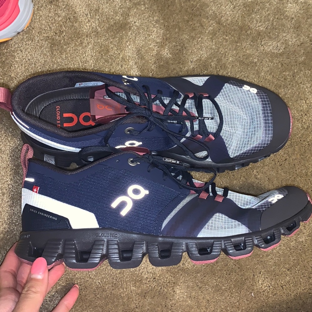 BRAND NEW On Cloud Tennis Shoes
